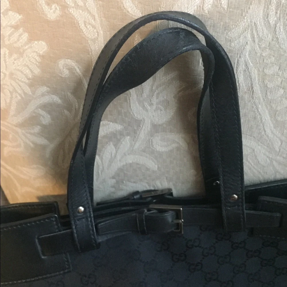 Authentic Gucci Black Leather Tote Laptop bag